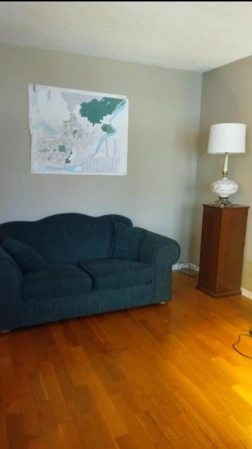 Green&White House Apartment Coquitlam Luaran gambar