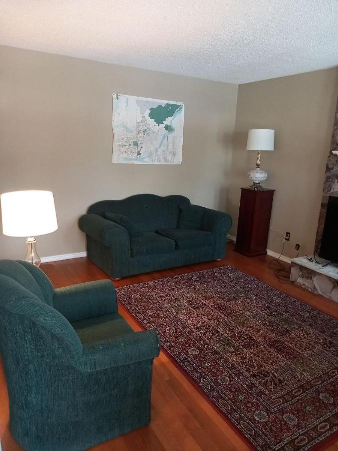 Green&White House Apartment Coquitlam Luaran gambar